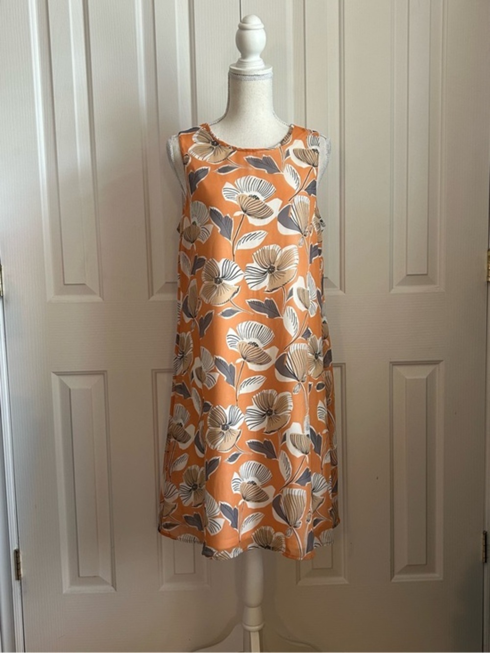 NWOT NINE WEST Sleeveless Floral A-Line Midi Dress, Orange, White & Gray, Size 8